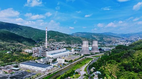 新興產(chǎn)業(yè)集群聚勢(shì) 創(chuàng)新驅(qū)動(dòng)后勁十足 六盤水工業(yè)駛向 新賽道